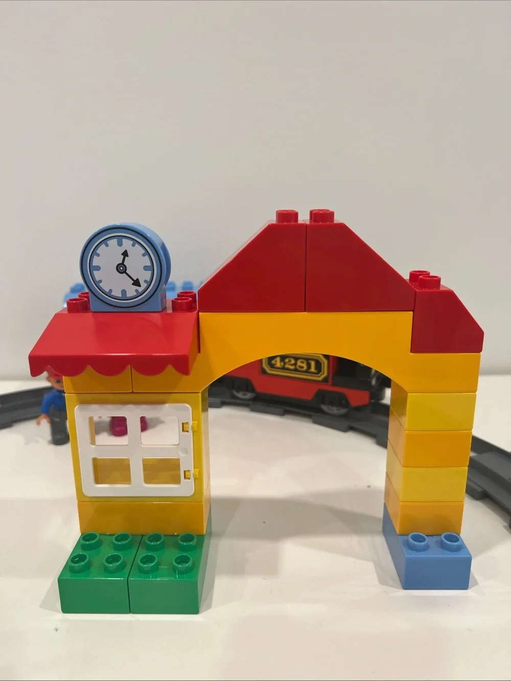 LEGO DUPLO Motorized Train and train track playset - 10507